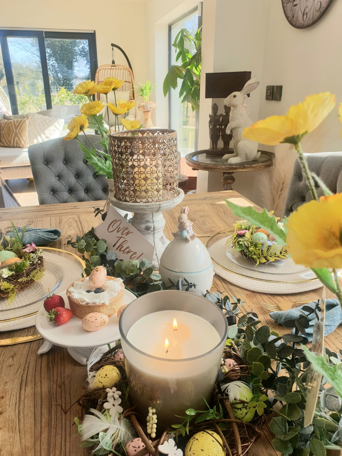 Easter Table Decor With Laura