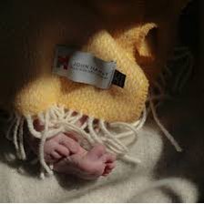 Irish Cashmere Baby Blanket Baby Yellow in a Presentation Box